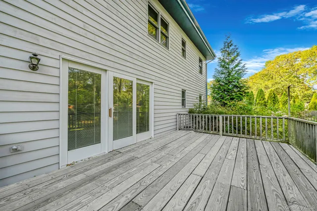 $849,000 | 484 Brookhaven Avenue, Riverhead, NY 11901