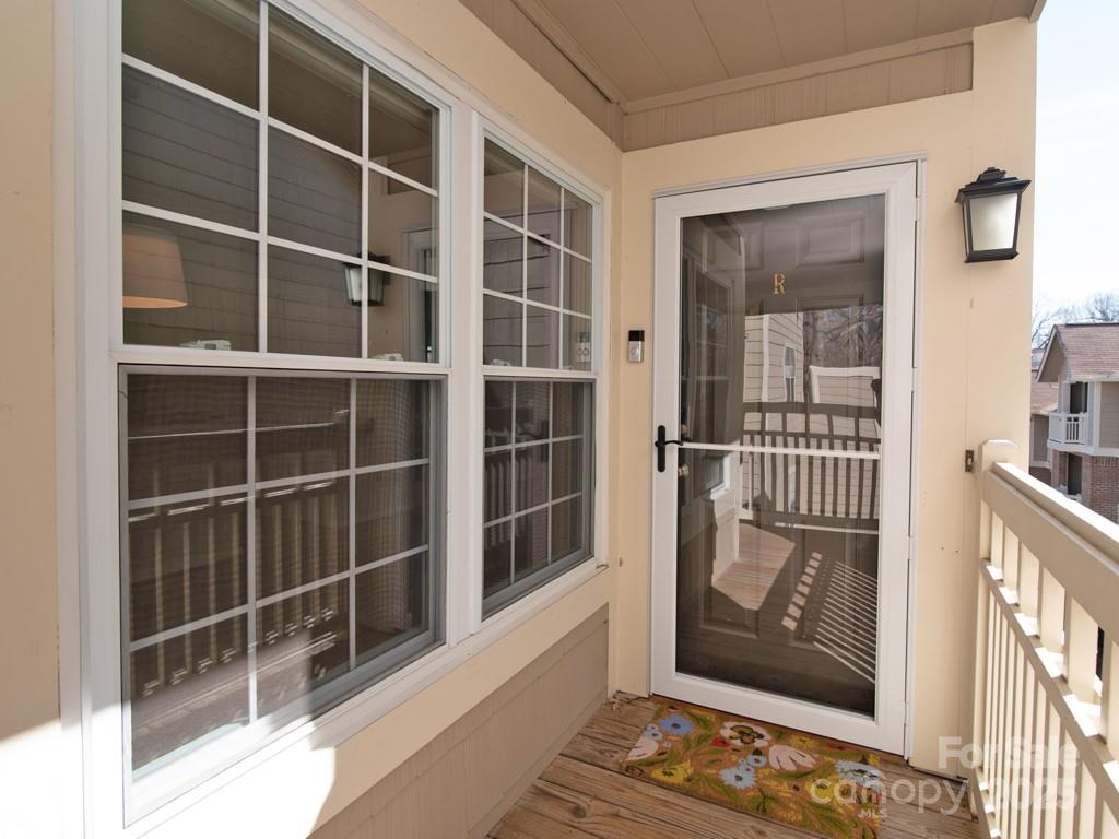 5007 Sharon Road, Unit R Charlotte, NC 28210 - Photo 4 of 21