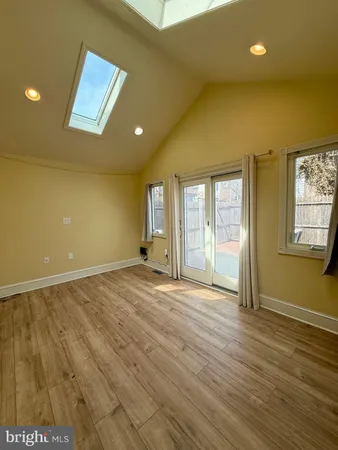 $2,800 | 2623 West 18th Street, Wilmington, DE 19806