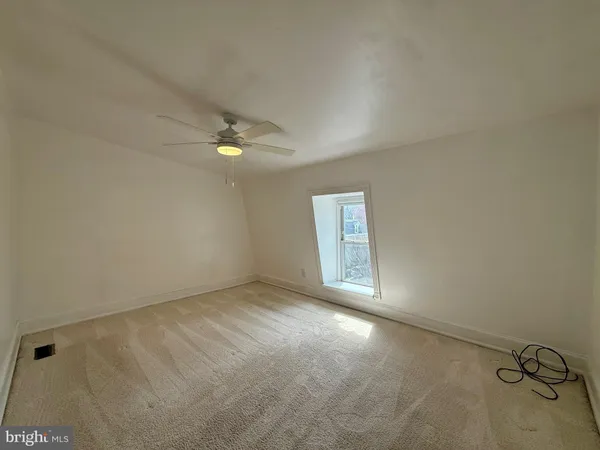 $2,800 | 2623 West 18th Street, Wilmington, DE 19806