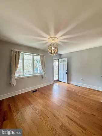 $2,800 | 2623 West 18th Street, Wilmington, DE 19806