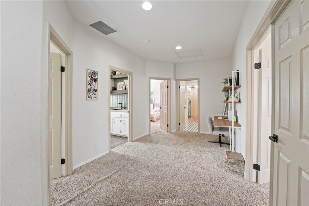 14289 Meadowlands Drive Riverside, CA 92503 - Photo 29 of 65