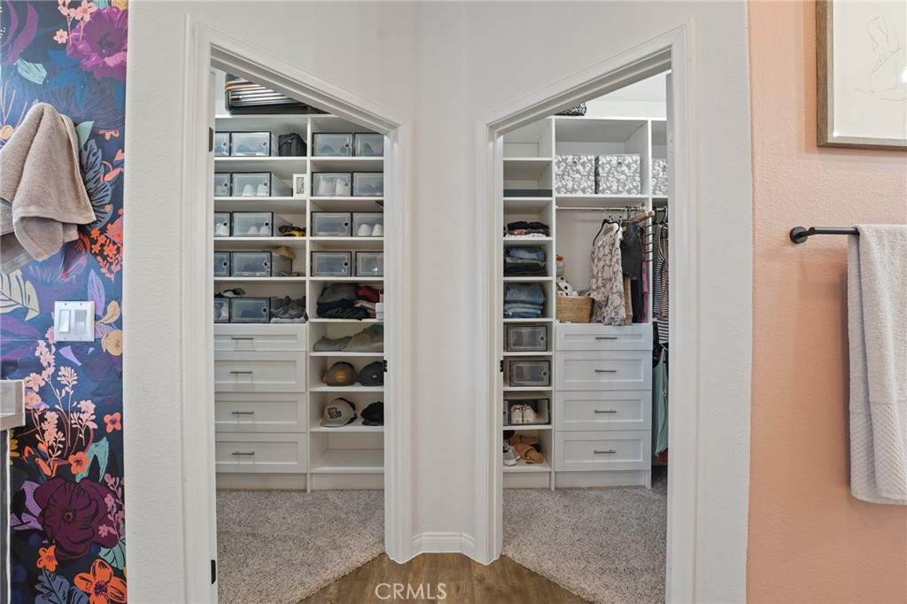 14289 Meadowlands Drive Riverside, CA 92503 - Photo 41 of 62 Primary Suite & Dual Closets