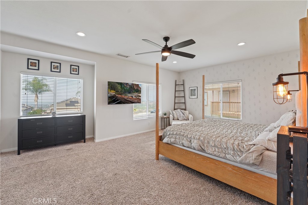 14289 Meadowlands Drive Riverside, CA 92503 - Photo 5 of 62 Oversized Primary Suite