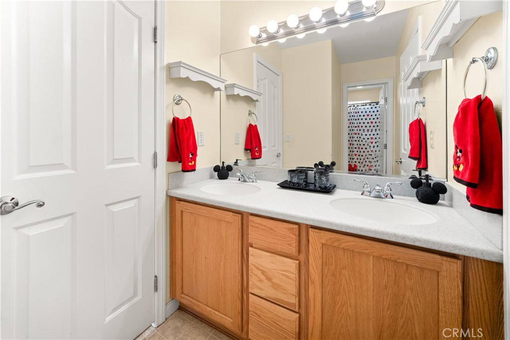 7682 Coleridge Road Oak Hills, CA 92344 - Photo 31 of 61 Gallery Image 31