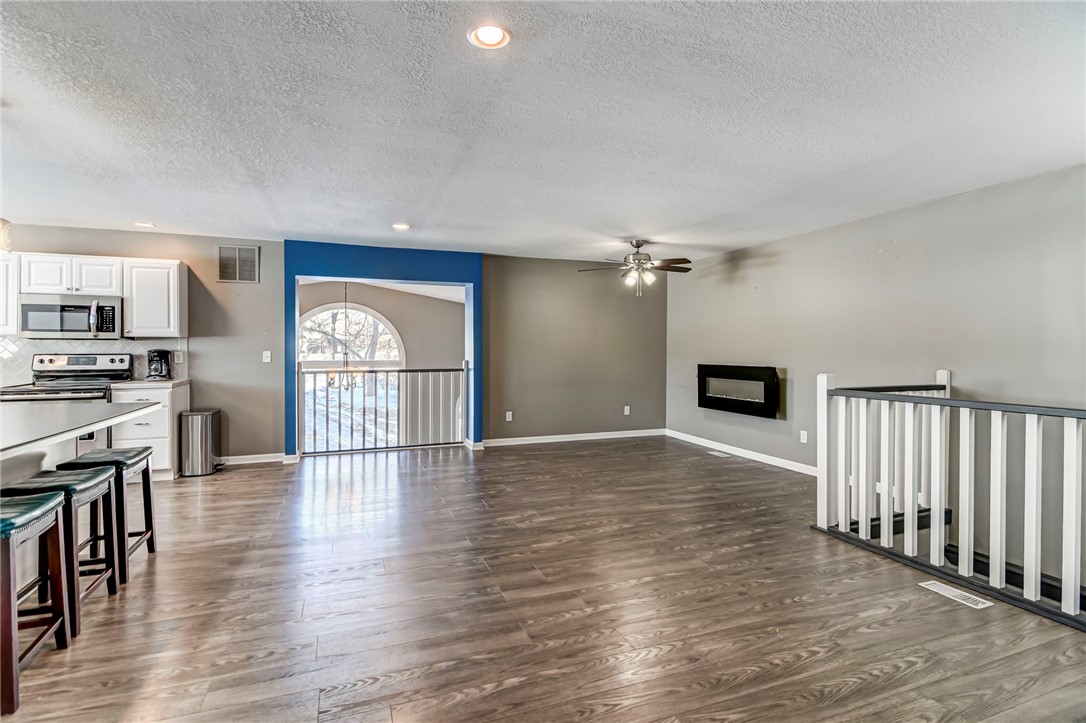 3740 Mount Zion Road Decatur, IL 62521 - Photo 3 of 43 Gallery Image 3