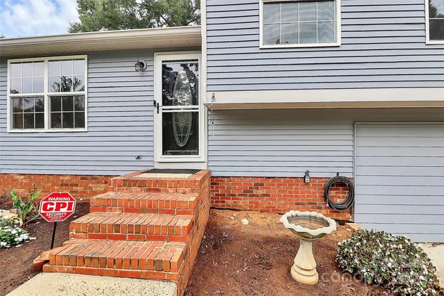 a view of a street with seating space