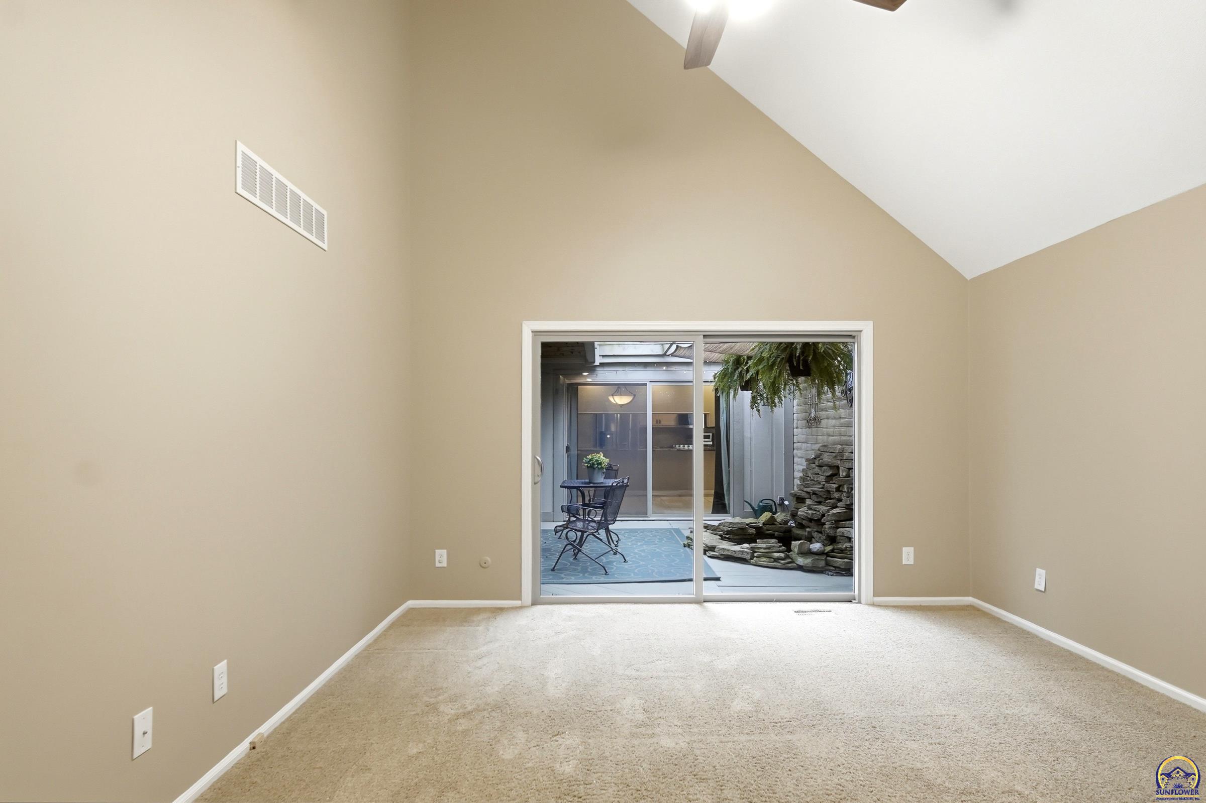 84 Southwest Pepper Tree Lane Topeka, KS 66611 - Photo 27 of 51