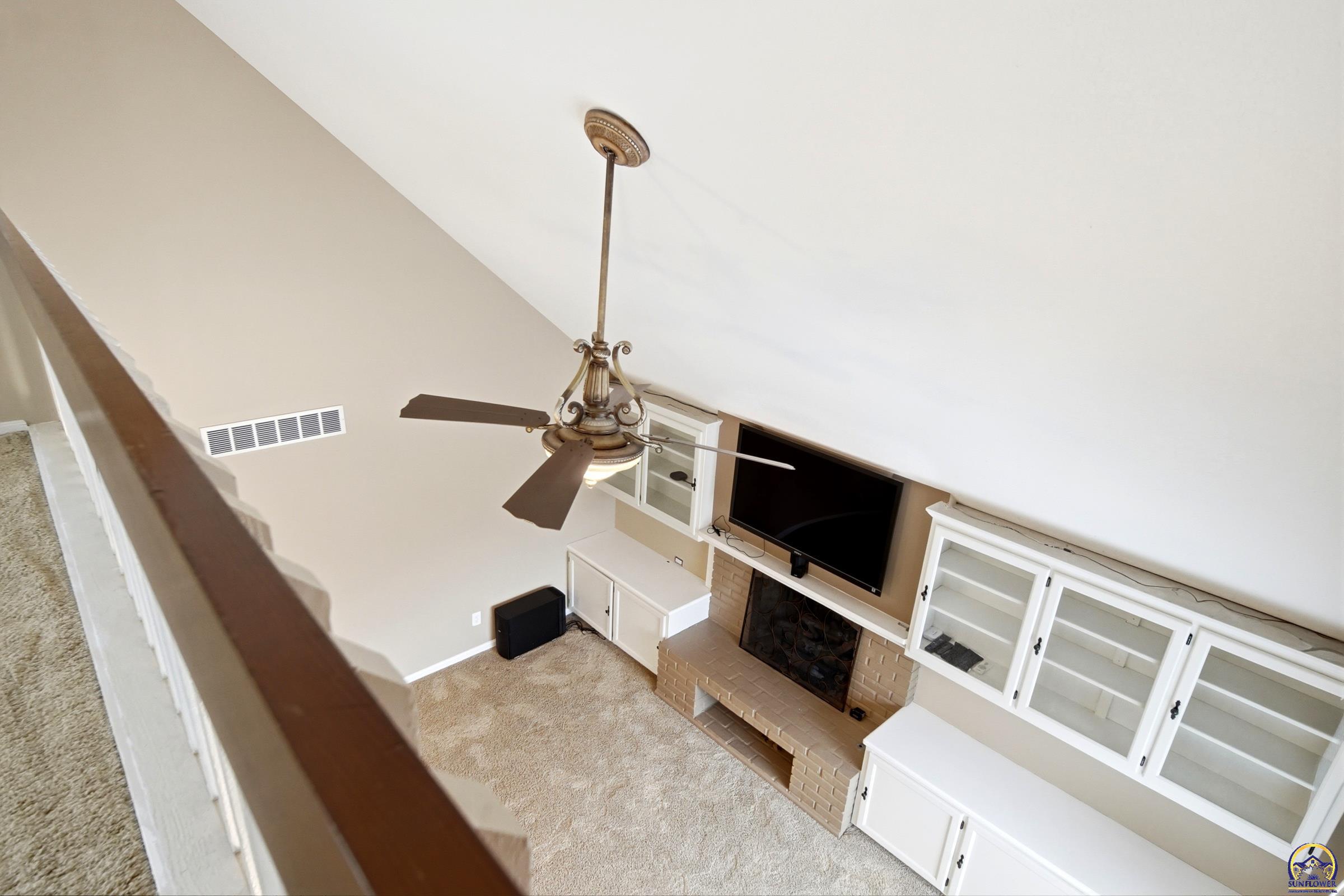 84 Southwest Pepper Tree Lane Topeka, KS 66611 - Photo 34 of 51