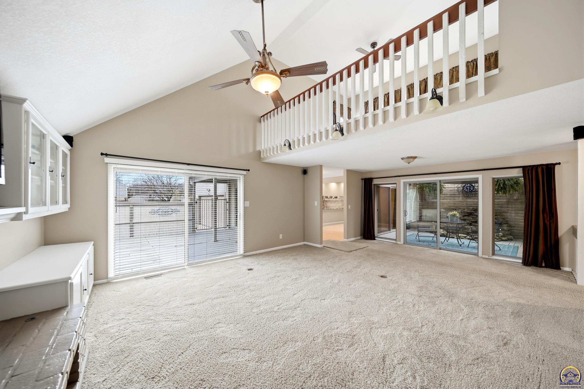 84 Southwest Pepper Tree Lane Topeka, KS 66611 - Photo 8 of 51