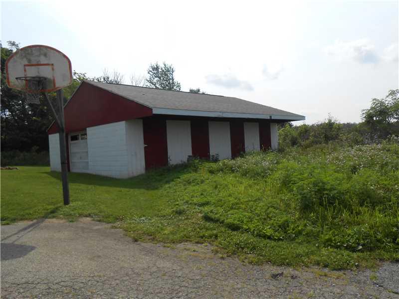 232 Marguerite Road Latrobe, PA 15650 - Photo 21 of 25 Stable/Barn.