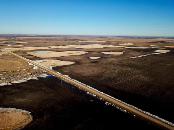 $412,000 | 10 Hope Nd 58046, Clifford, ND 58016
