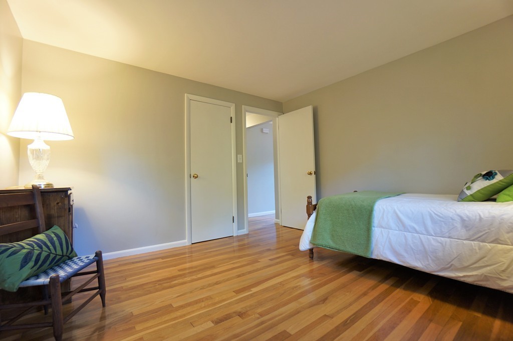 39 Robin Road Westborough, MA 01581 - Photo 13 of 30 Gallery Image 13