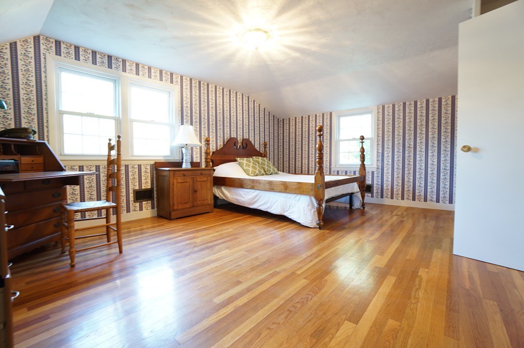 39 Robin Road Westborough, MA 01581 - Photo 17 of 30 Gallery Image 17