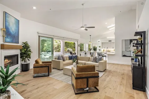 $2,249,000 | 9646 East Laurel Lane, Scottsdale, AZ 85260
