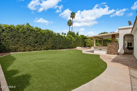 $2,249,000 | 9646 East Laurel Lane, Scottsdale, AZ 85260