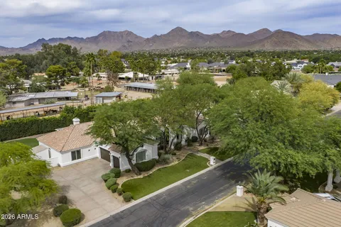 $2,249,000 | 9646 East Laurel Lane, Scottsdale, AZ 85260