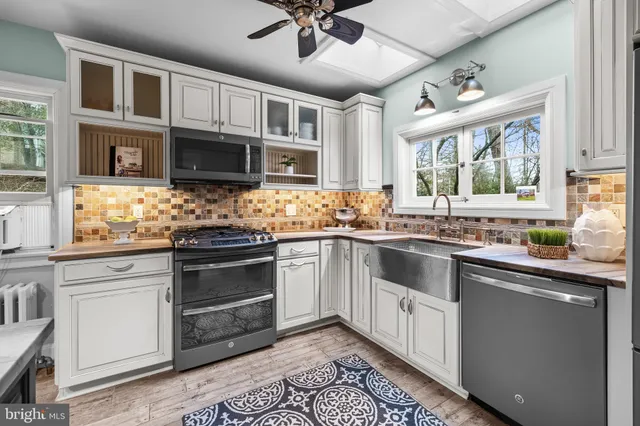 $1,225,000 | 1914 Ruxton Road, Baltimore, MD 21204