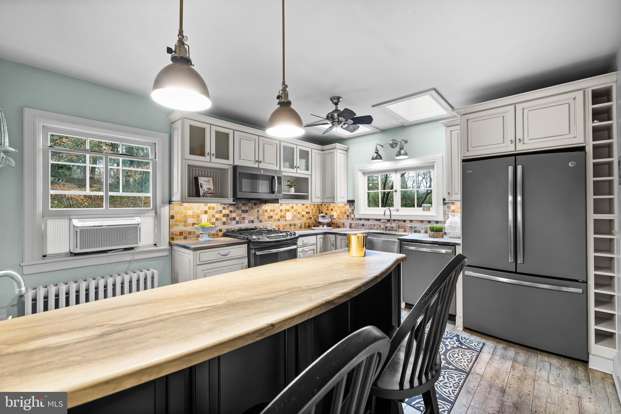 1914 Ruxton Road Baltimore, MD 21204 - Photo 17 of 57 Kitchen