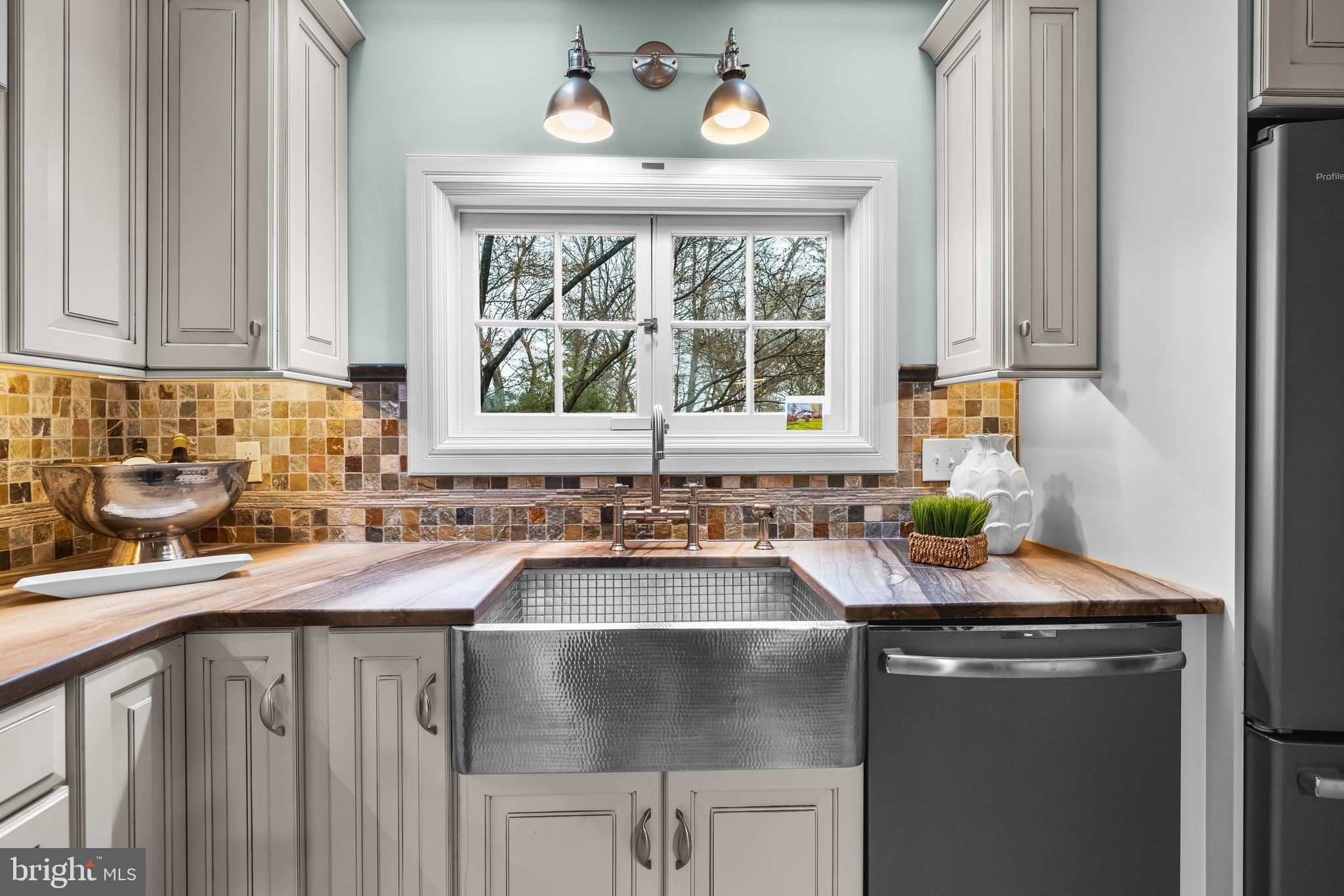 1914 Ruxton Road Baltimore, MD 21204 - Photo 20 of 57 Kitchen