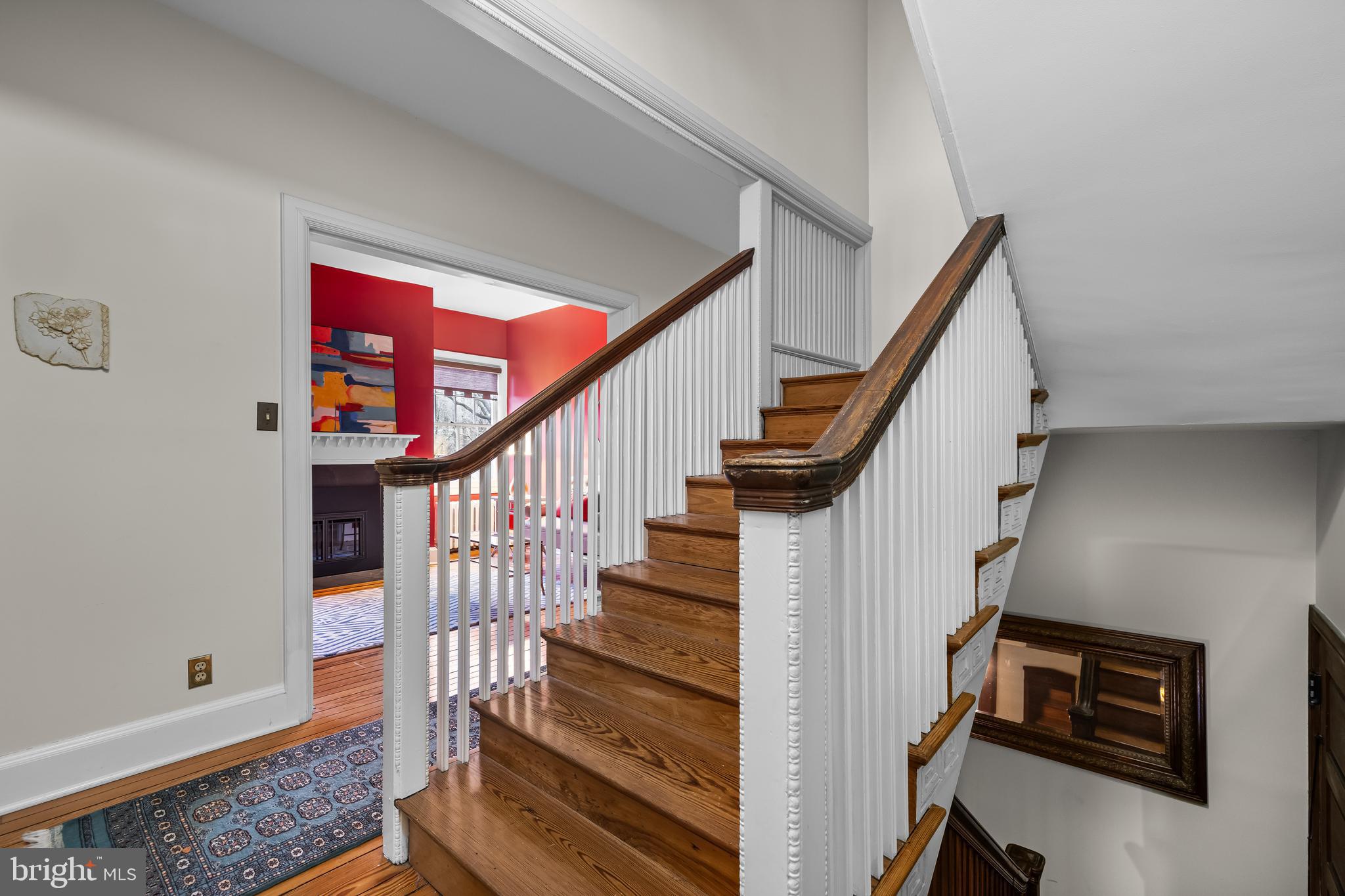 1914 Ruxton Road Baltimore, MD 21204 - Photo 27 of 57 2nd Floor Hall