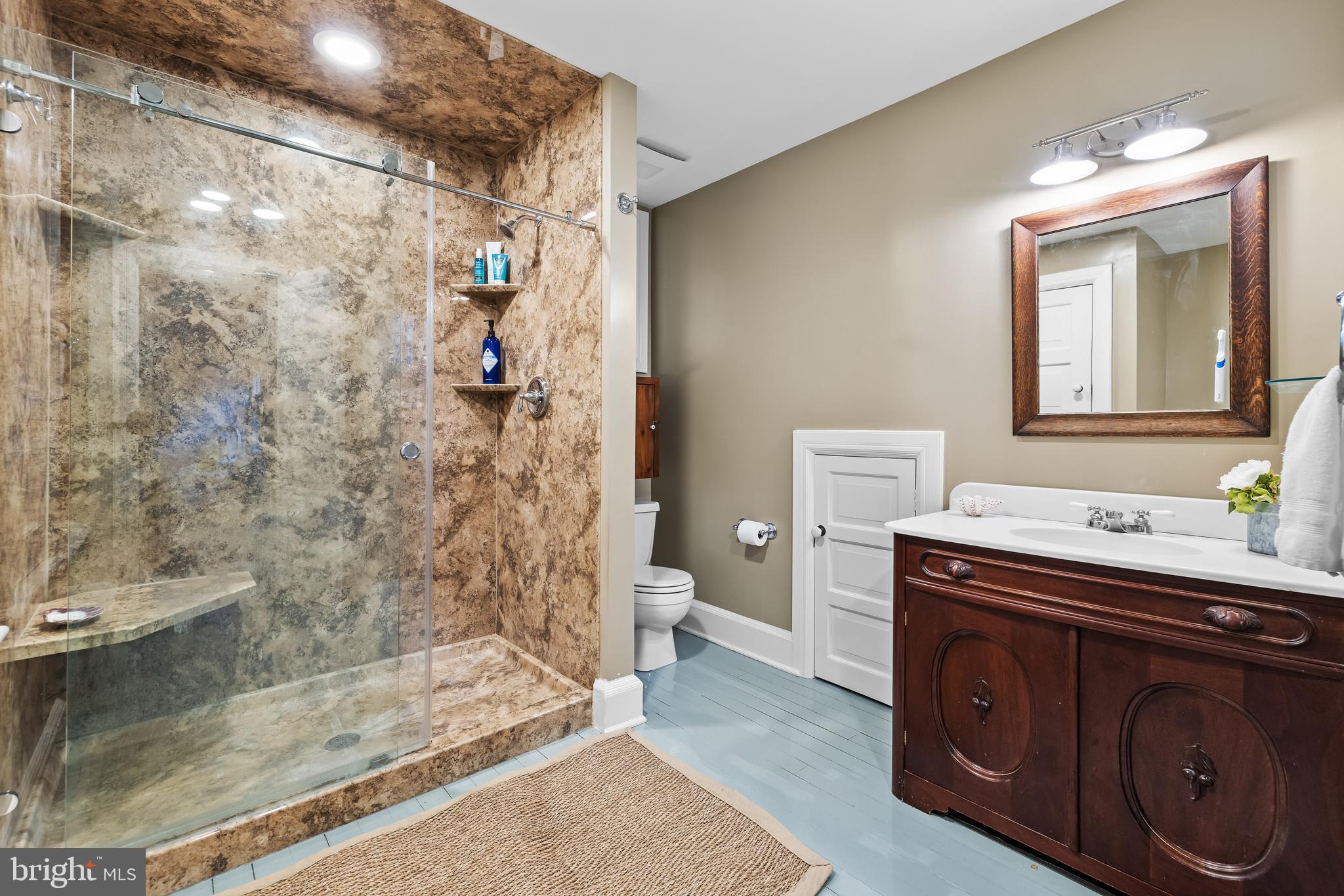 1914 Ruxton Road Baltimore, MD 21204 - Photo 33 of 57 Primary Bath