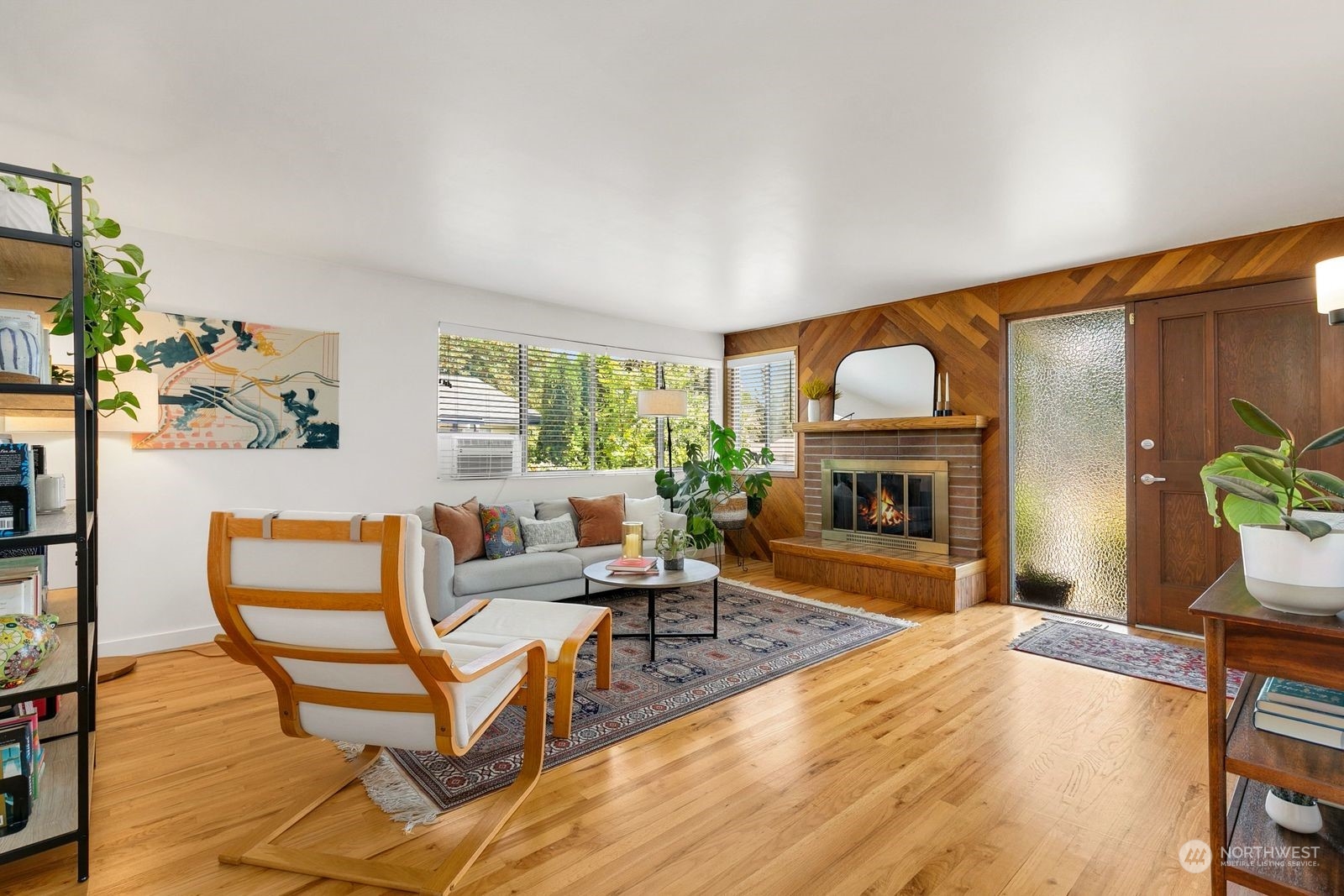 16613 126th Avenue Southeast Renton, WA 98058 - Photo 4 of 25 Gallery Image 4