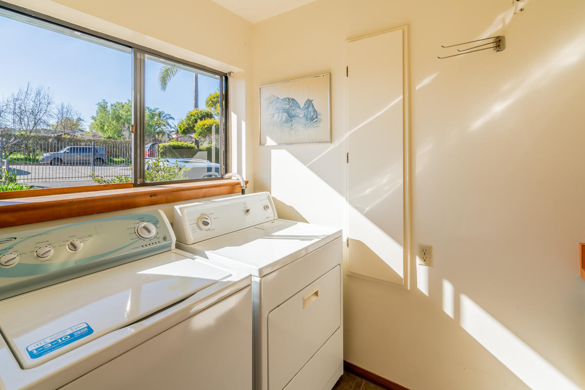 7031 Shepard Mesa Road Carpinteria, CA 93013 - Photo 14 of 30 laundry room