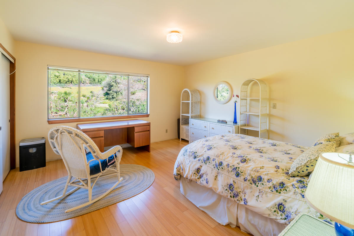 7031 Shepard Mesa Road Carpinteria, CA 93013 - Photo 19 of 30 Bedroom