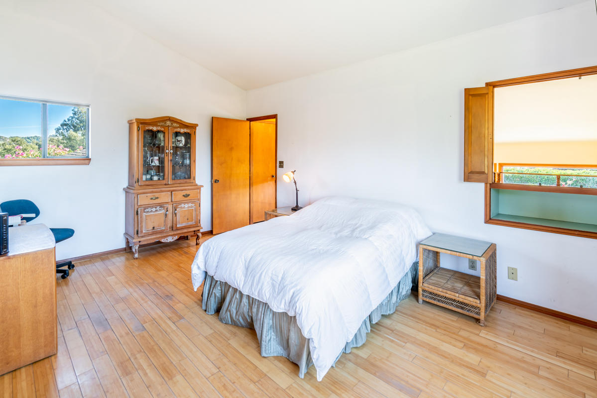 7031 Shepard Mesa Road Carpinteria, CA 93013 - Photo 23 of 30 bedroom