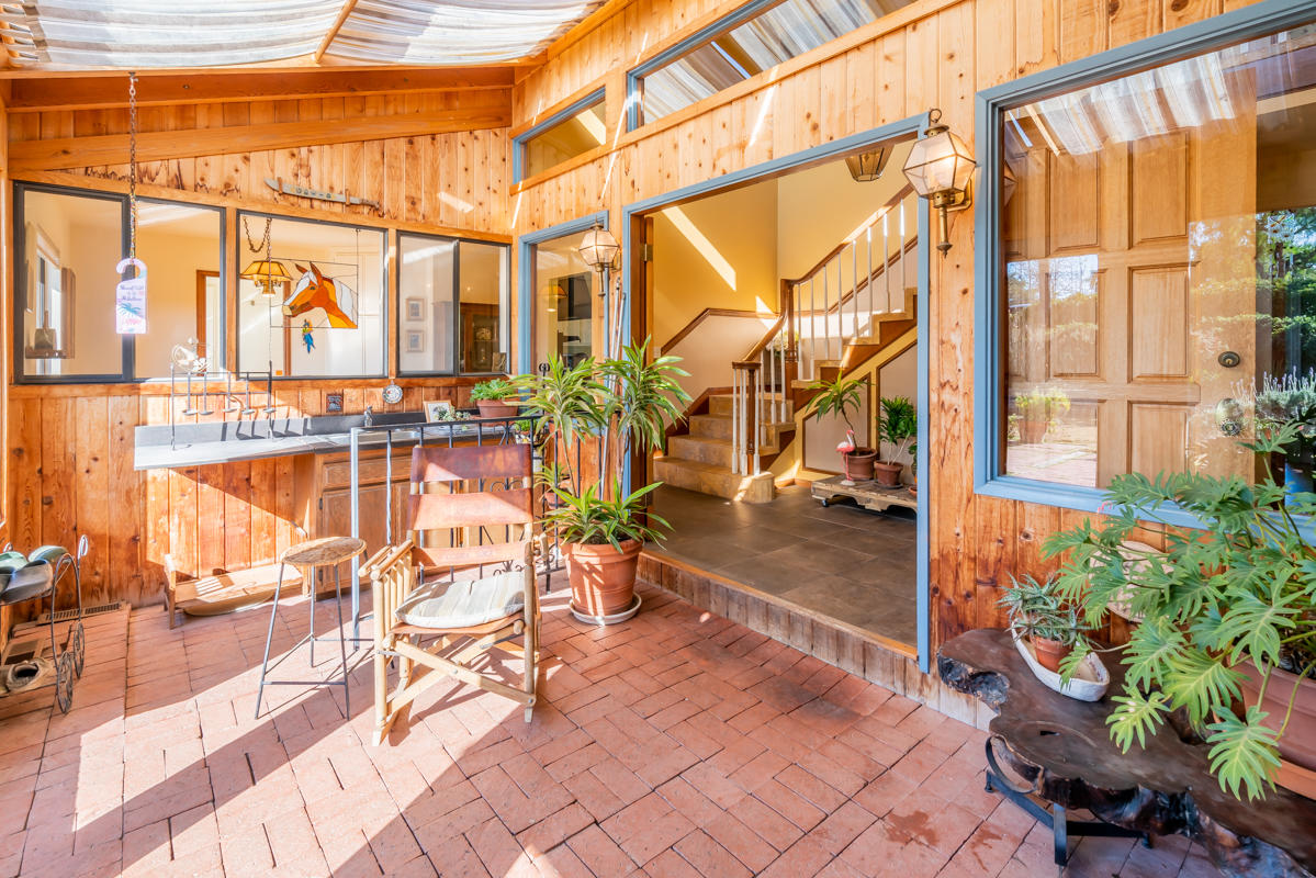 7031 Shepard Mesa Road Carpinteria, CA 93013 - Photo 4 of 30 sun room