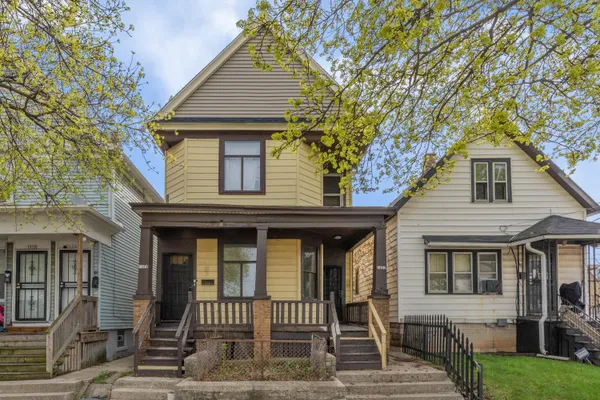 $250,000 | 1422 North 26th Street, Unit 1422A1424, Milwaukee, WI 53205