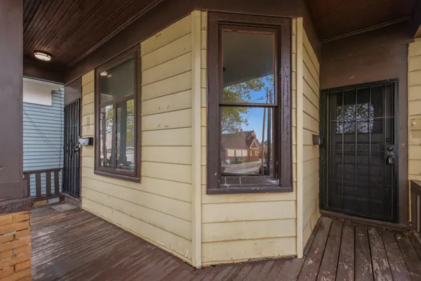 $250,000 | 1422 North 26th Street, Unit 1422A1424, Milwaukee, WI 53205