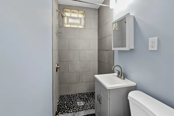 $250,000 | 1422 North 26th Street, Unit 1422A1424, Milwaukee, WI 53205