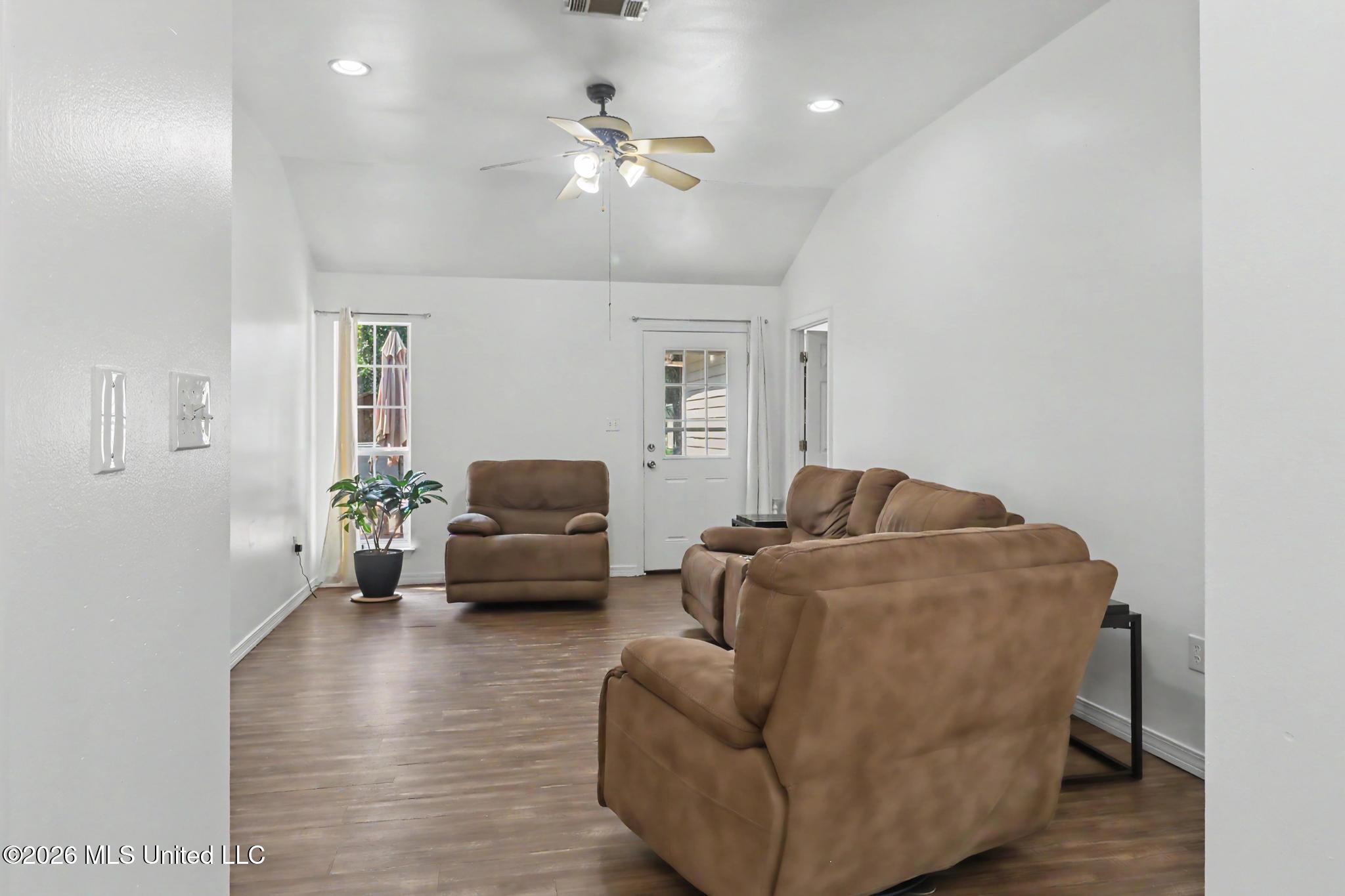1210 7th Street Long Beach, MS 39560 - Photo 2 of 25 IMG_0874