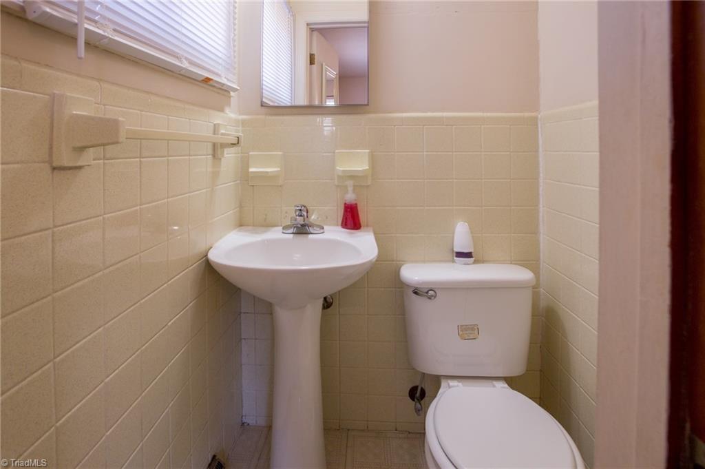 203 Reese Road High Point, NC 27265 - Photo 21 of 31 Gallery Image 21