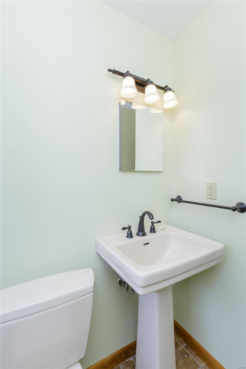 9173 Garber Road St. Louis, MO 63126 - Photo 13 of 26 Gallery Image 13