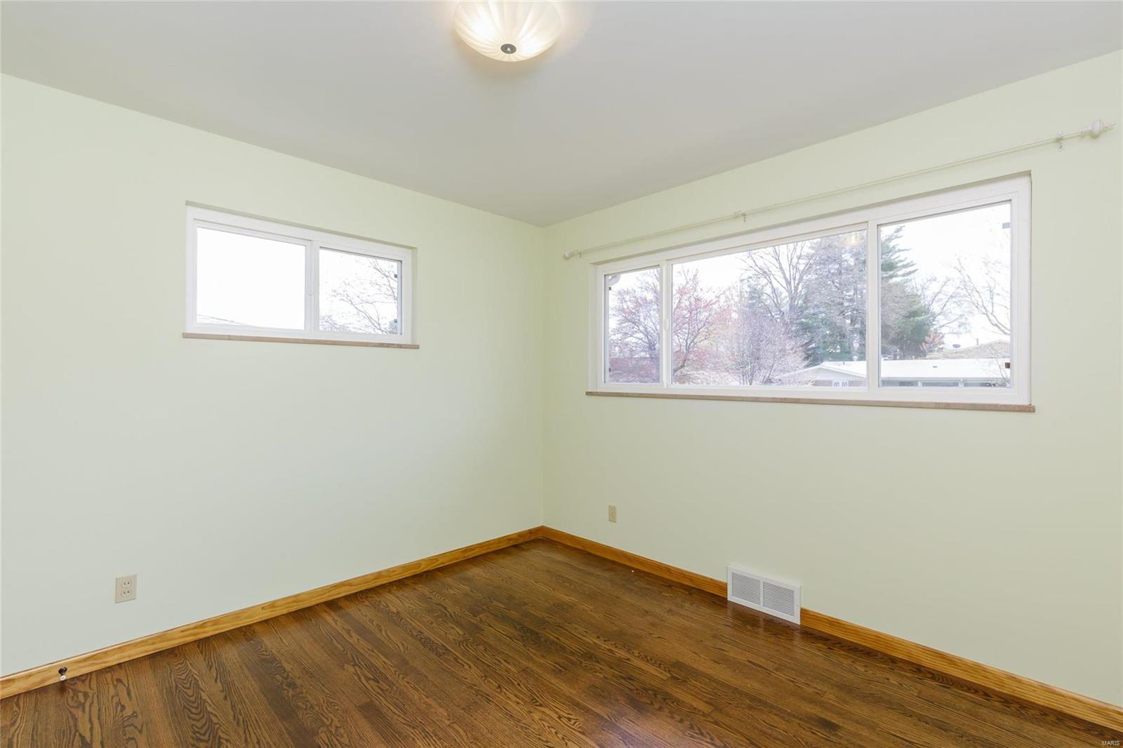 9173 Garber Road St. Louis, MO 63126 - Photo 9 of 26 Gallery Image 9