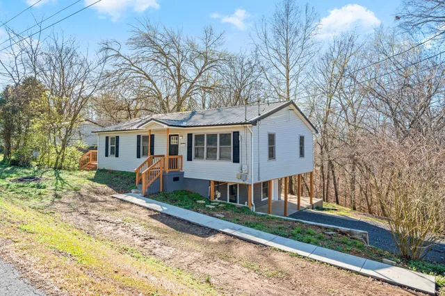 $1,025 | 1642 Keesee Road, Clarksville, TN 37040