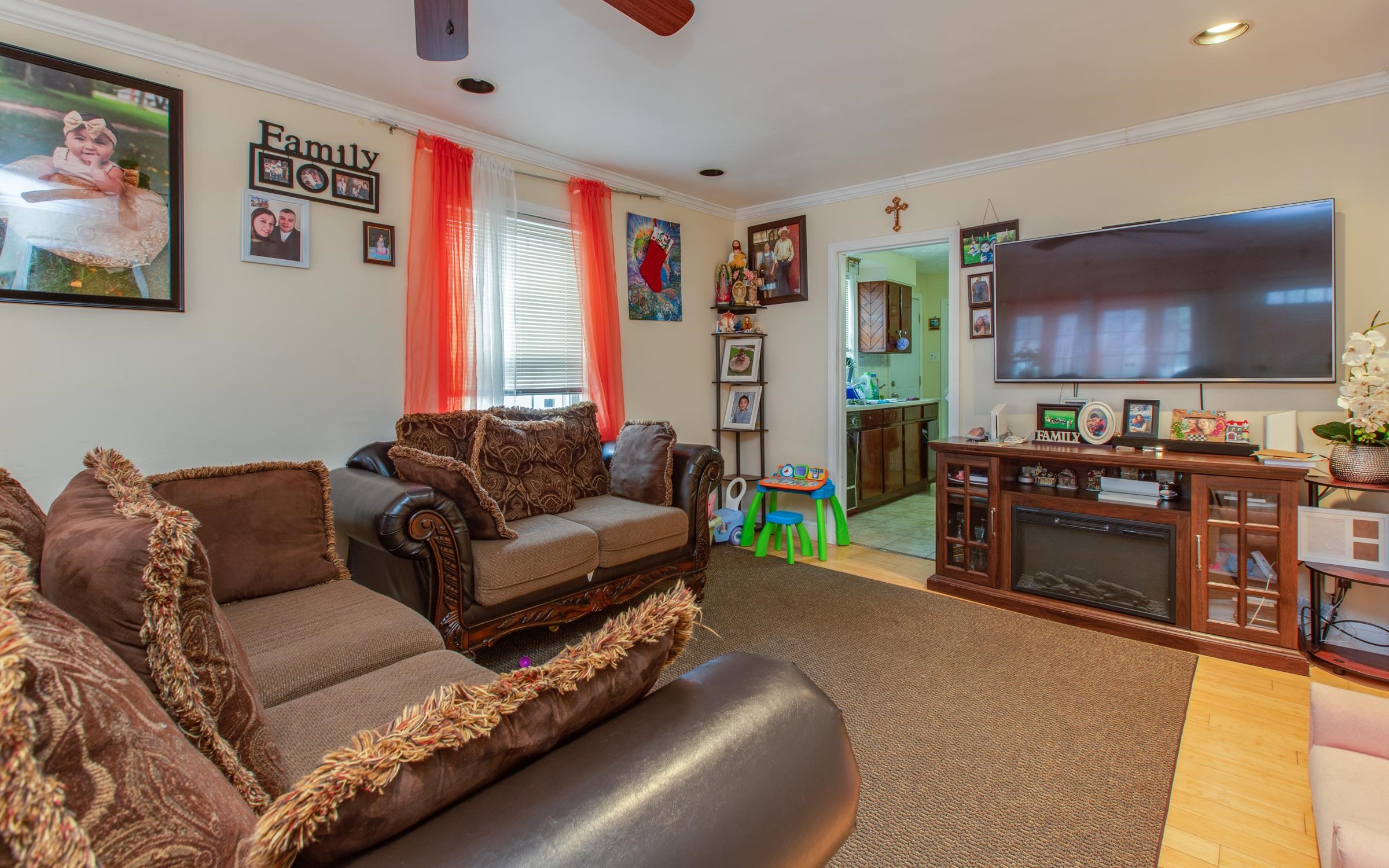 177 South Mammoth Road Manchester, NH 03109 - Photo 11 of 37