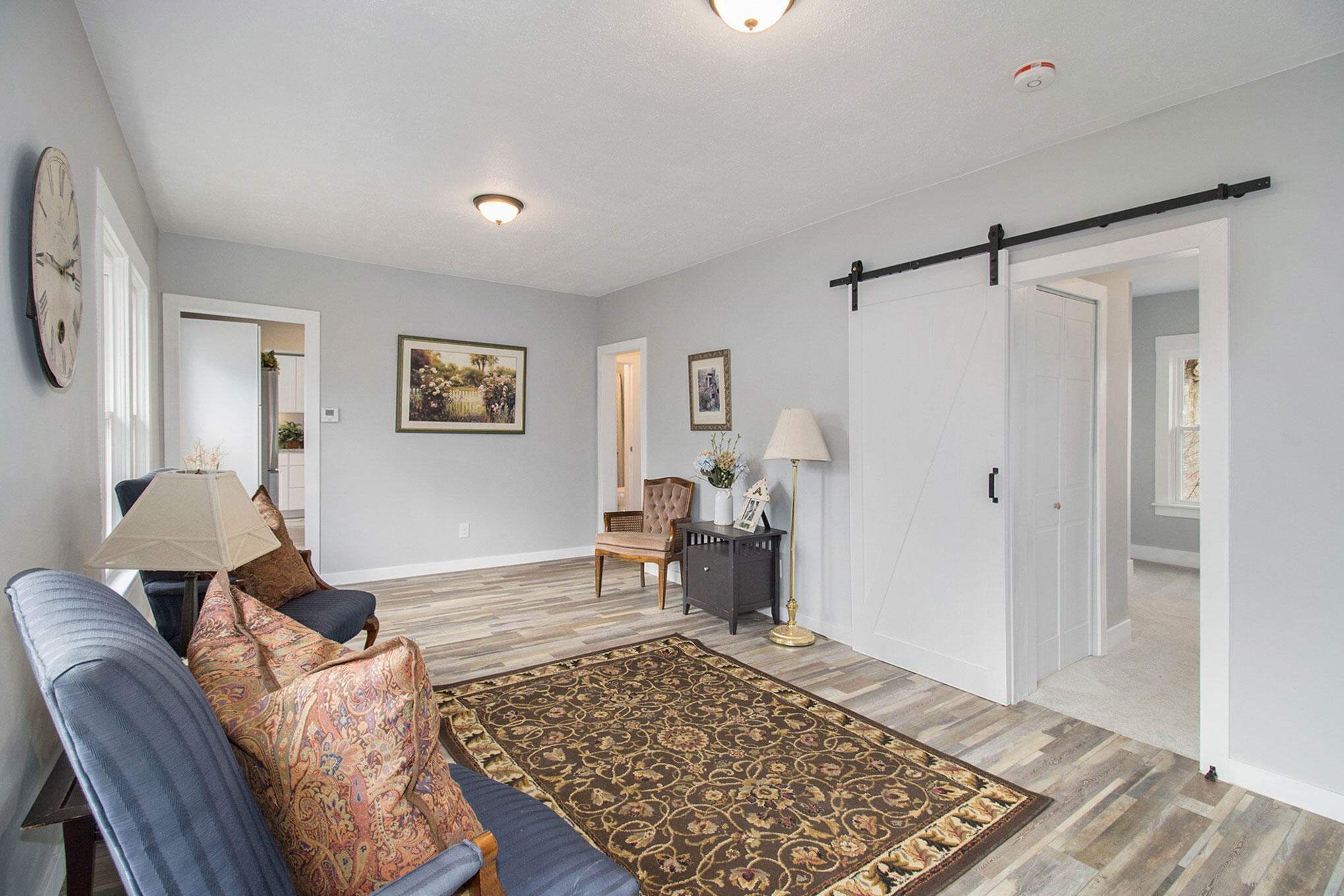 930 Spring Street Jackson, MI 49202 - Photo 7 of 26 7