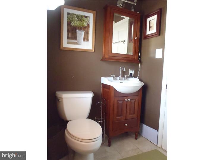 507 Hawarden Road Springfield, PA 19064 - Photo 17 of 19 Bathroom