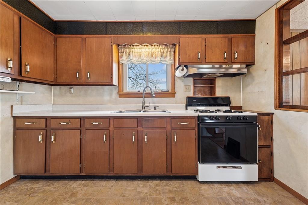 1253 Stoystown Road Friedens, PA 15541 - Photo 15 of 33 Gallery Image 15