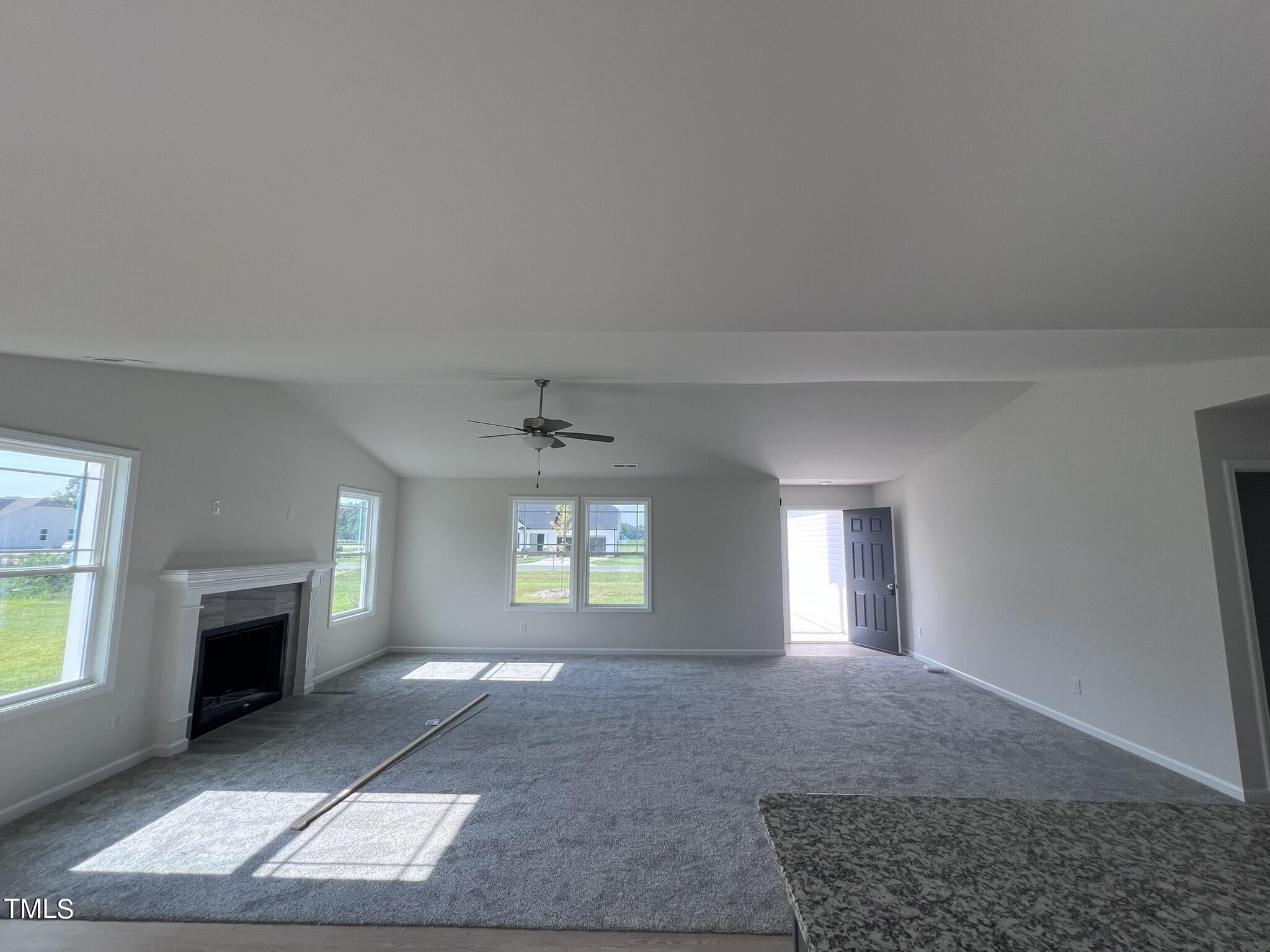 117 Grace Ridge Benson, NC 27504 - Photo 4 of 17 IMG_1678