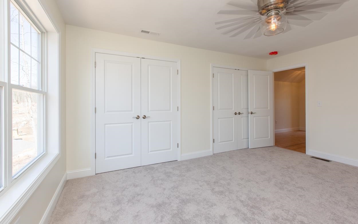 68 Abacoa Road Pelham, NH 03076 - Photo 28 of 33