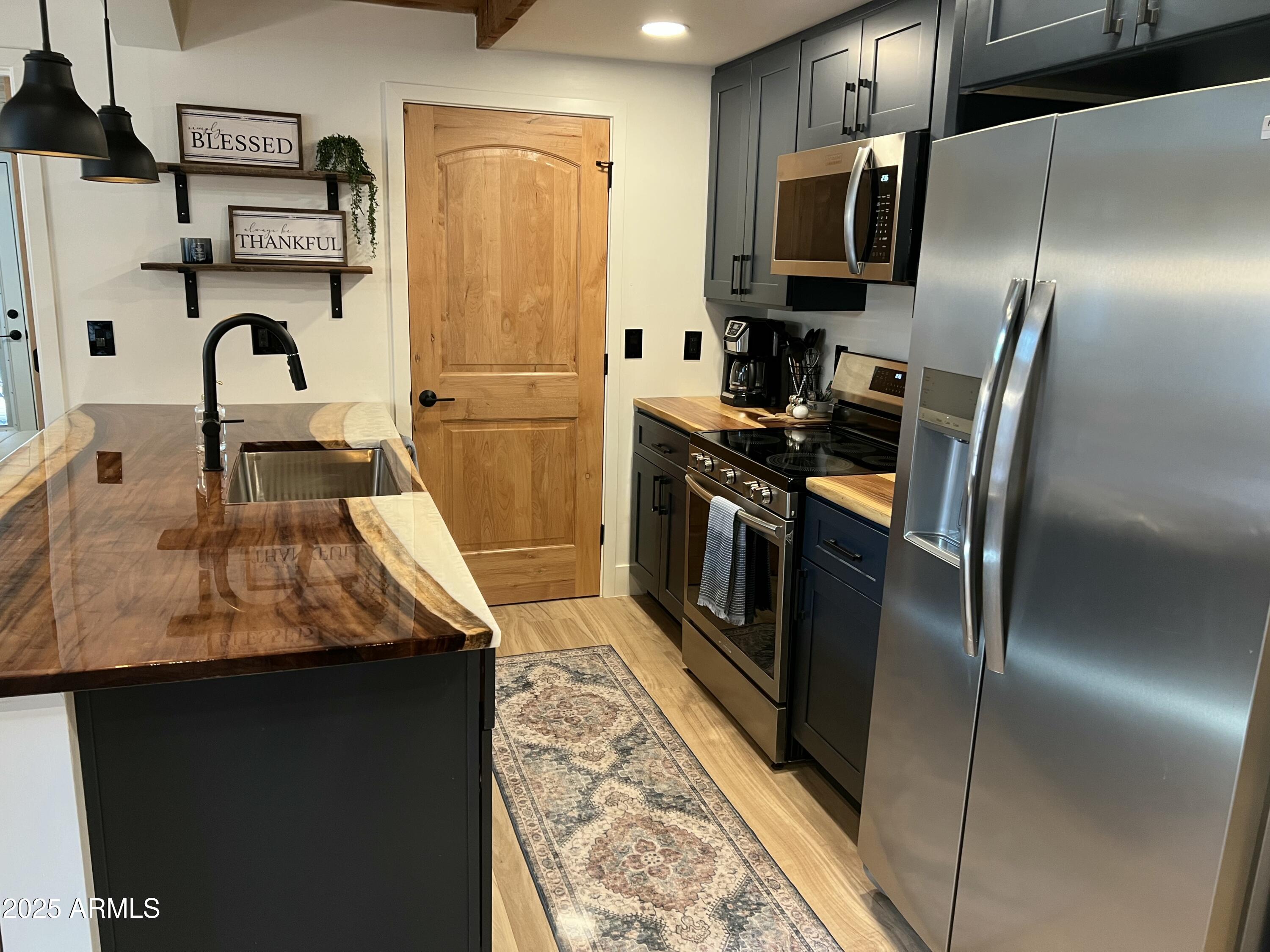 3851 Bloody Basin Road Pine, AZ 85544 - Photo 5 of 35 Cutest cabin in Pine