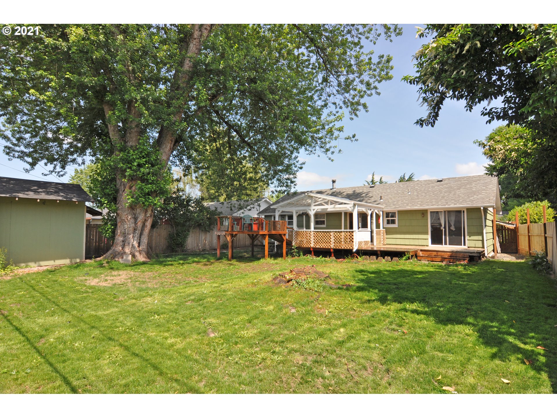 1933 I Street Springfield, OR 97477 - Photo 19 of 23