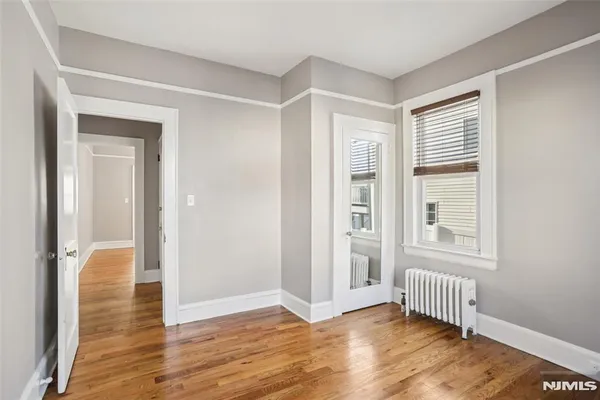 $3,200 | 105 Livingston Avenue, Unit 1, Lyndhurst, NJ 07071