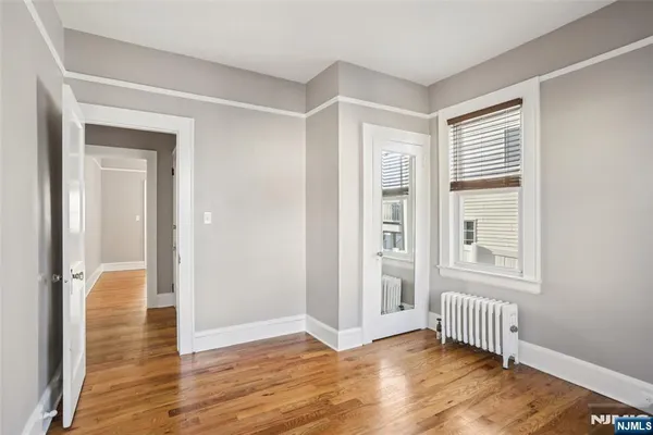 $3,200 | 105 Livingston Avenue, Unit 1, Lyndhurst, NJ 07071