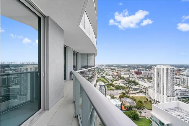 $1,030,000 | 488 Northeast 18th Street, Unit 4309, Miami, FL 33132